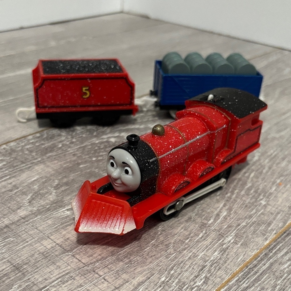 Snow Clearing James and Original Tenders - WORKS! Thomas & Friends